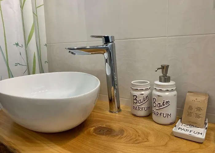 Guest house Rosamare 4*